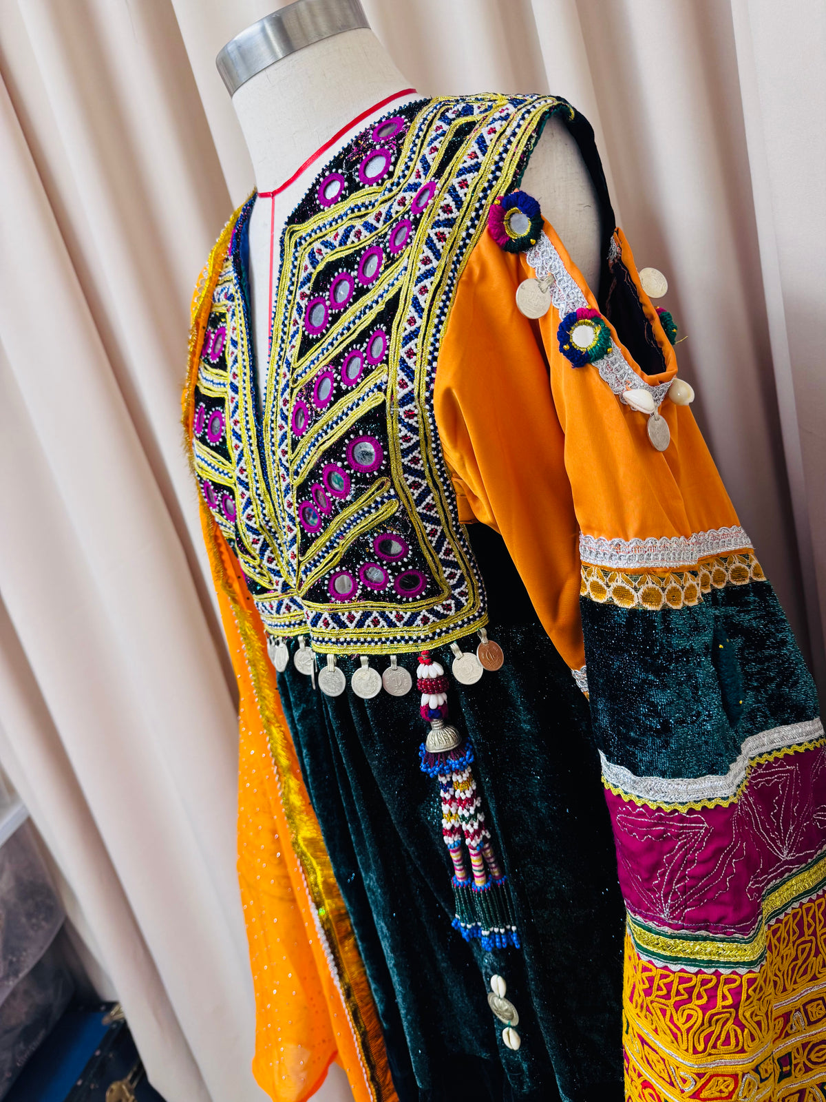 Emerald Green Velvet Afghan Maxi Dress – Traditional Afghan Elegance